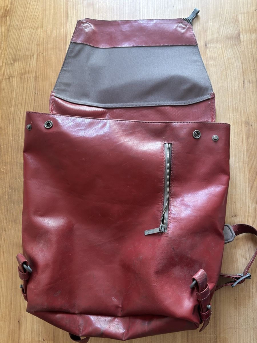Freitag Zaini: Freitag Rucksack Tschingel – Usato da Winterthur venduto da sanneagasi 2