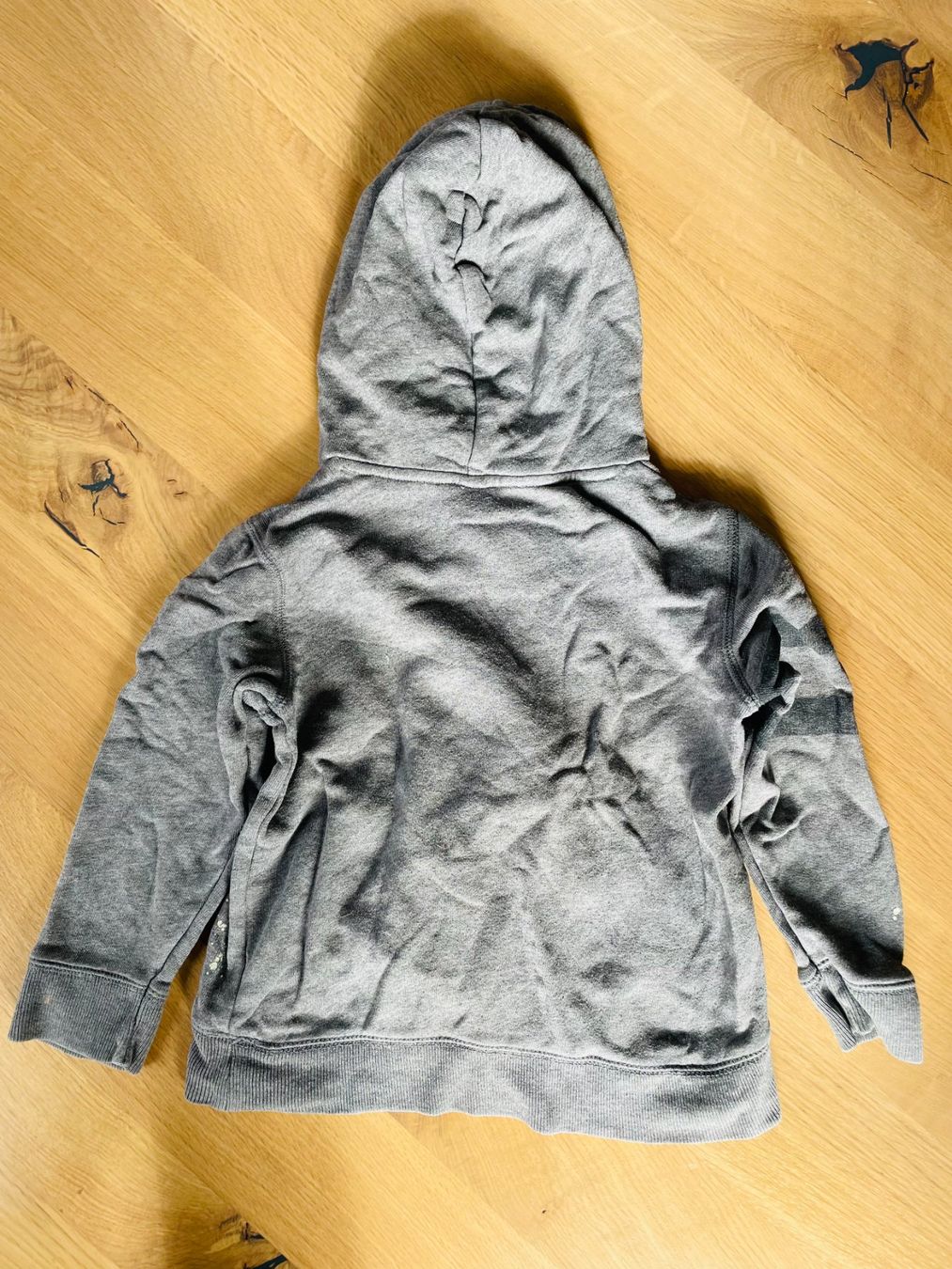 Pulls et sweat-shirts: Kapuzenpullover für Kinder bis ca. 4 Jahren – D'occasion à Hittnau par reco87 1