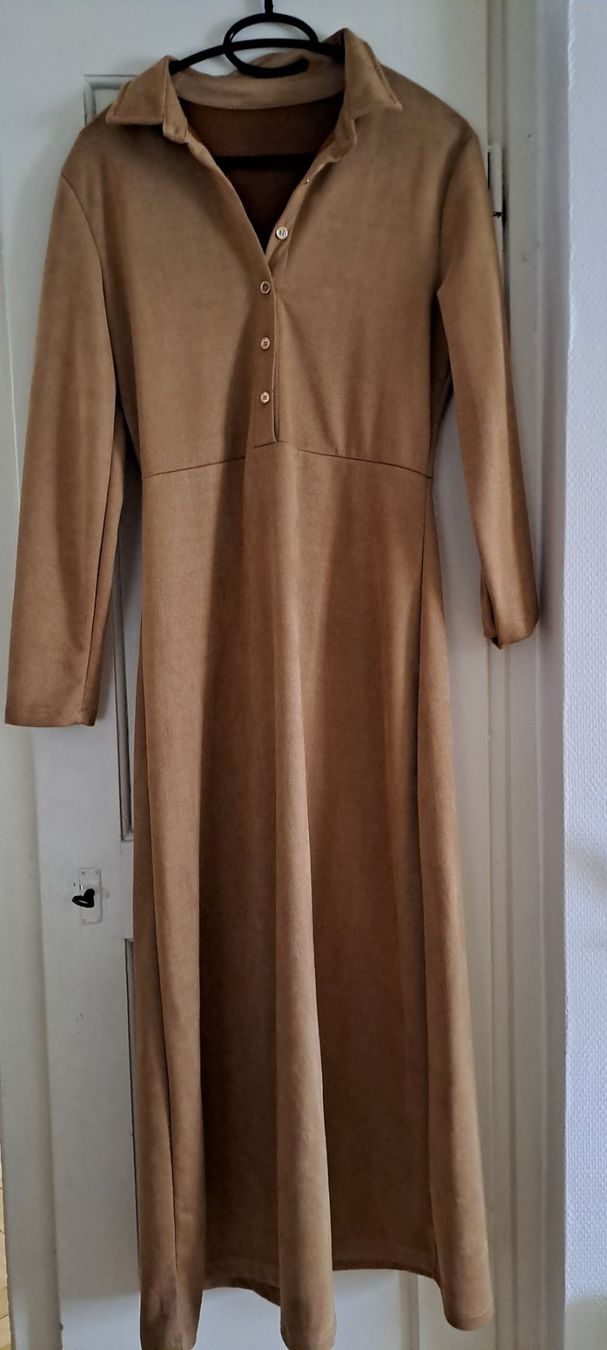 Vestiti: Robe longue vintage en suédine – Nuovo (secondo la descrizione) da Delémont venduto da nan_8by9 3