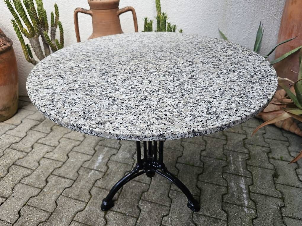 Set di tavolo e panche: Bistrotisch Granittisch 2 Stühle – Usato da Villnachern venduto da hasta08 1