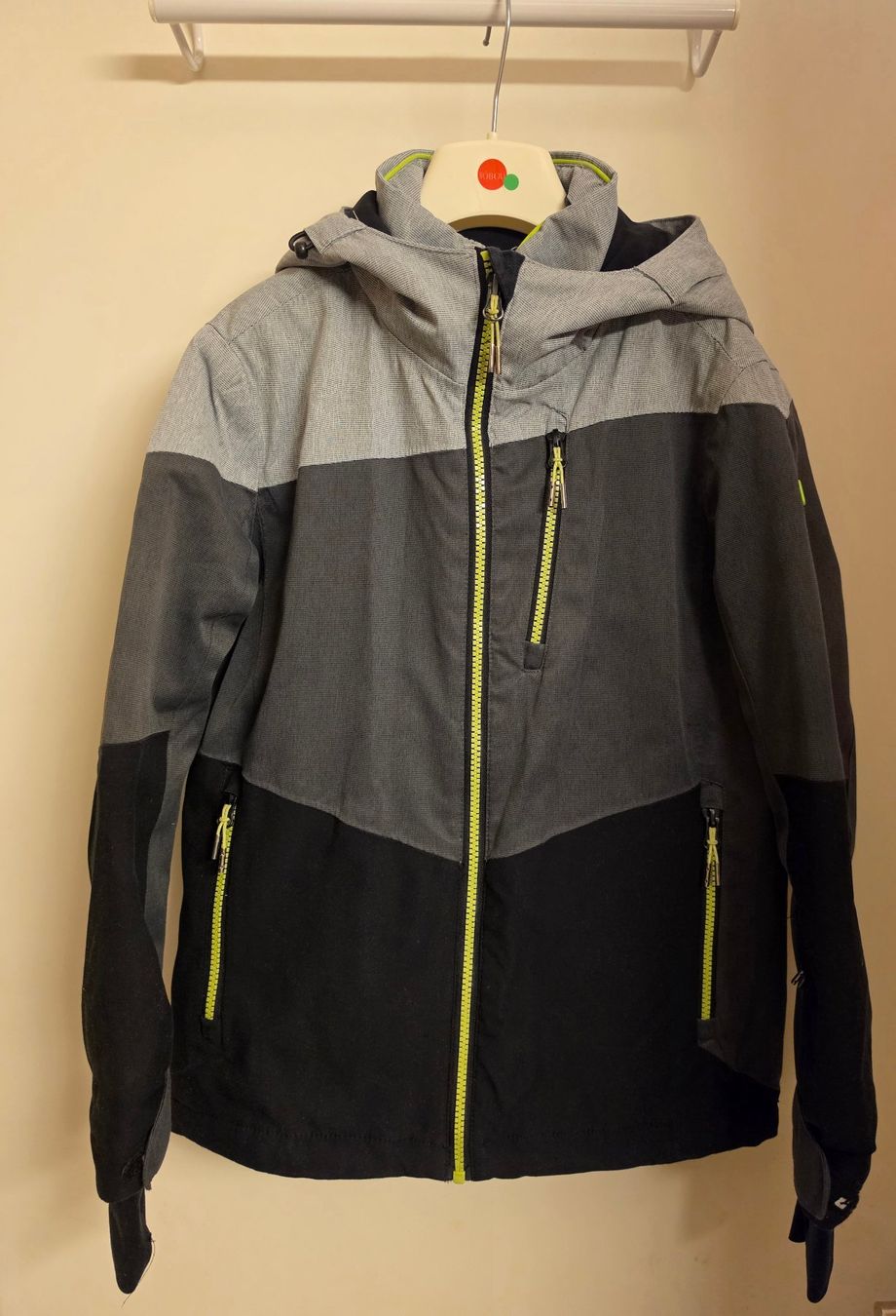 Killtec Giacche & Cappotti: Snowboardjacke von killtec Gr. 140 – Usato da Zürich venduto da Pemberleys