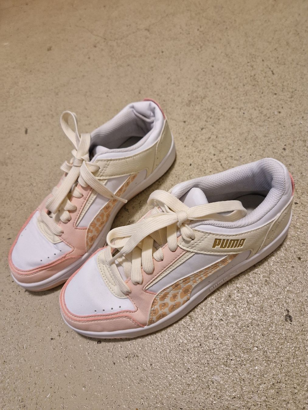 Puma Scarpe da donna: Puma Schuh zu verkaufen – Usato da Luzern venduto da fat_d59v