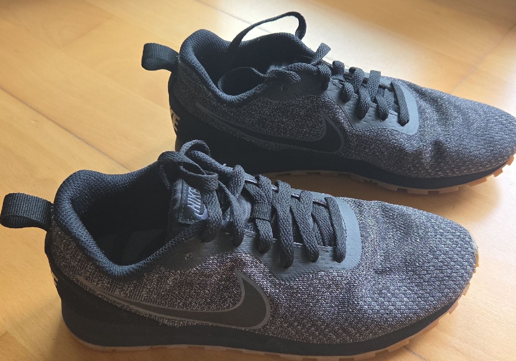 Nike Scarpe da donna: Nike MD Runner 2 Sneaker, Grösse 38 – Usato da Winterthur venduto da trst