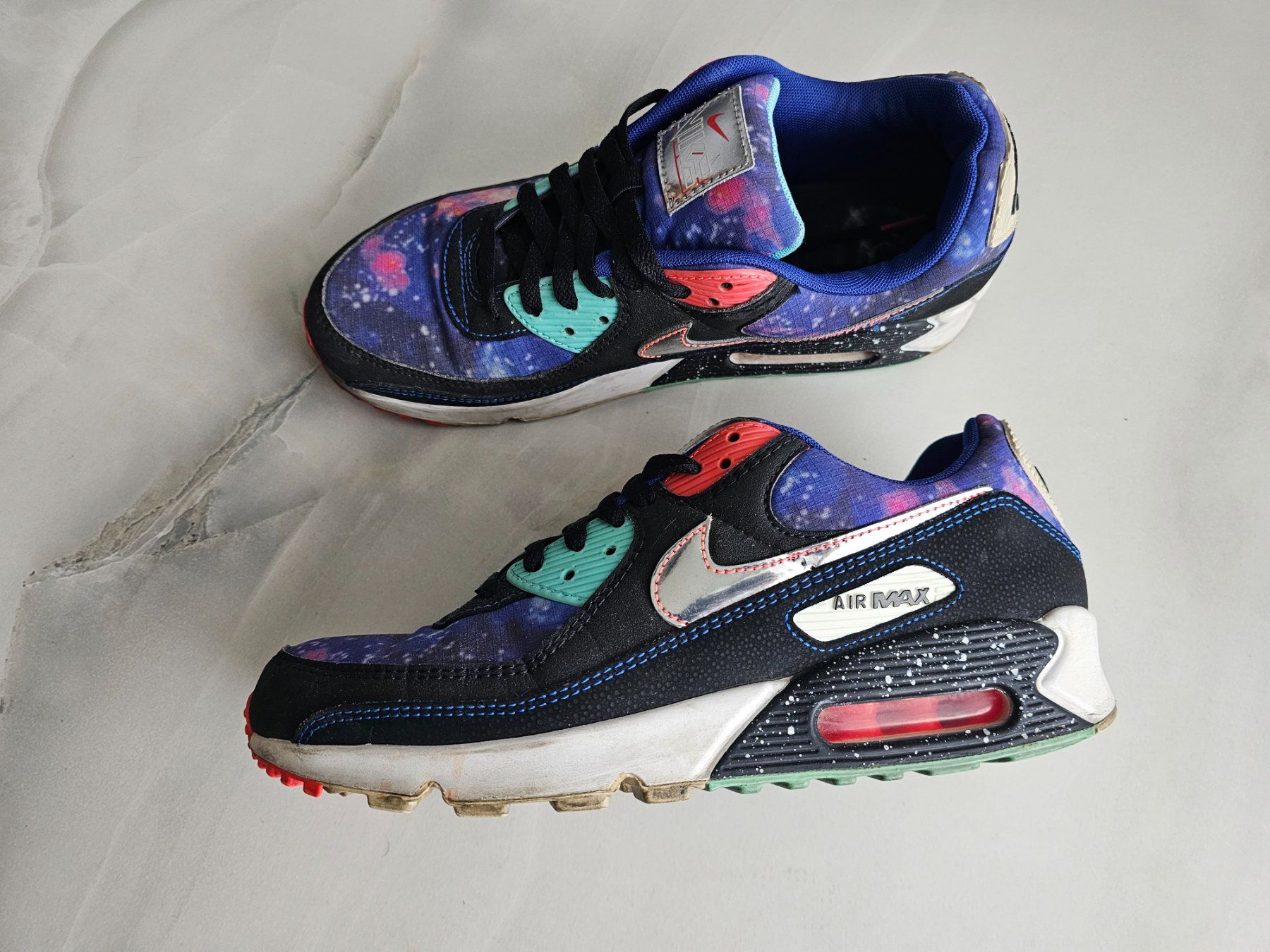 Nike Herrenschuhe: Nike Air Max 90 Supernova Galaxy – Gebraucht aus Zürich von TrueTrade