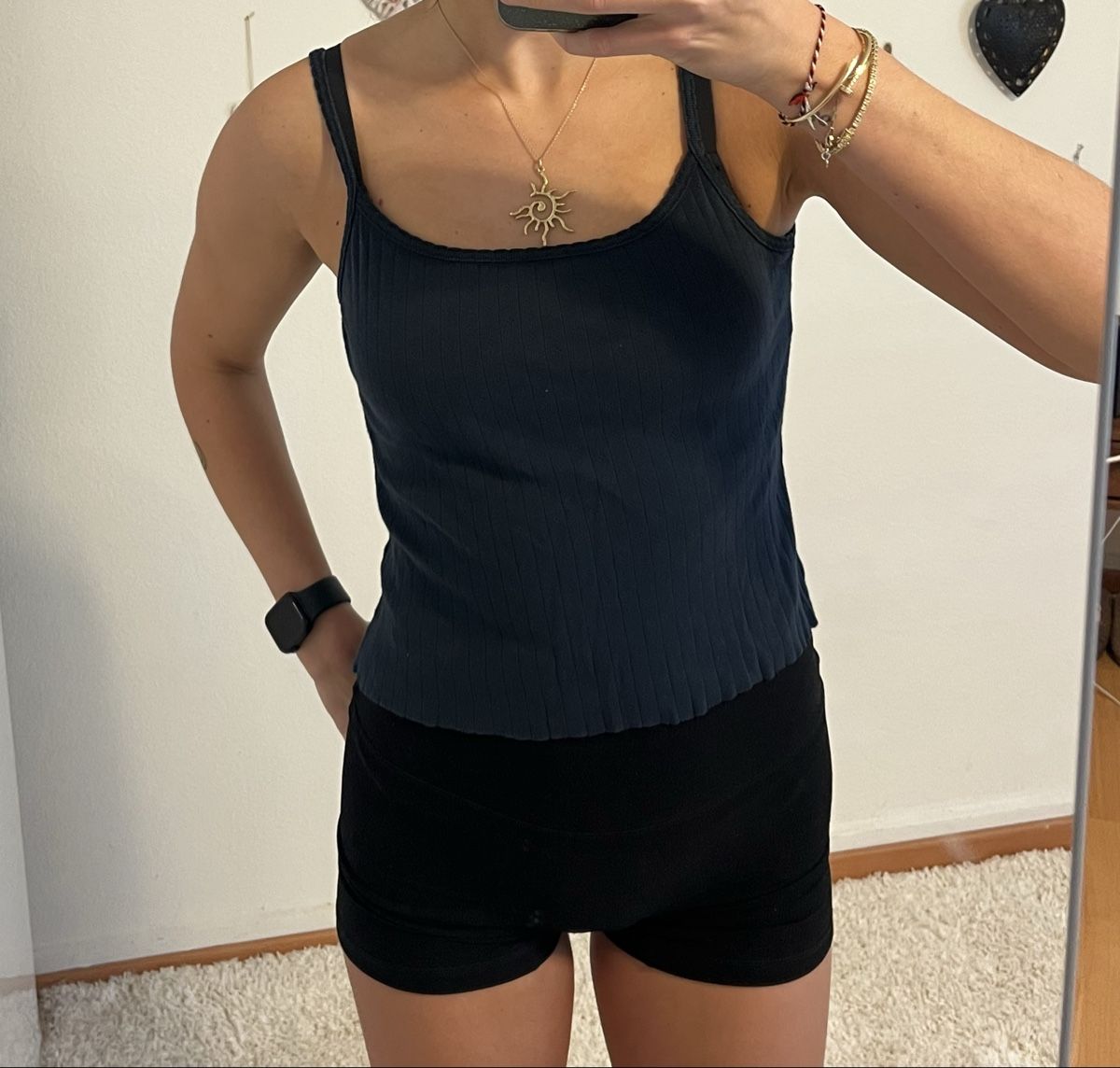 Brandy Melville Tops: Brandy melville top (cropped) s – Neu (gemäss Beschreibung) aus Zürich von rox_ws8v 2