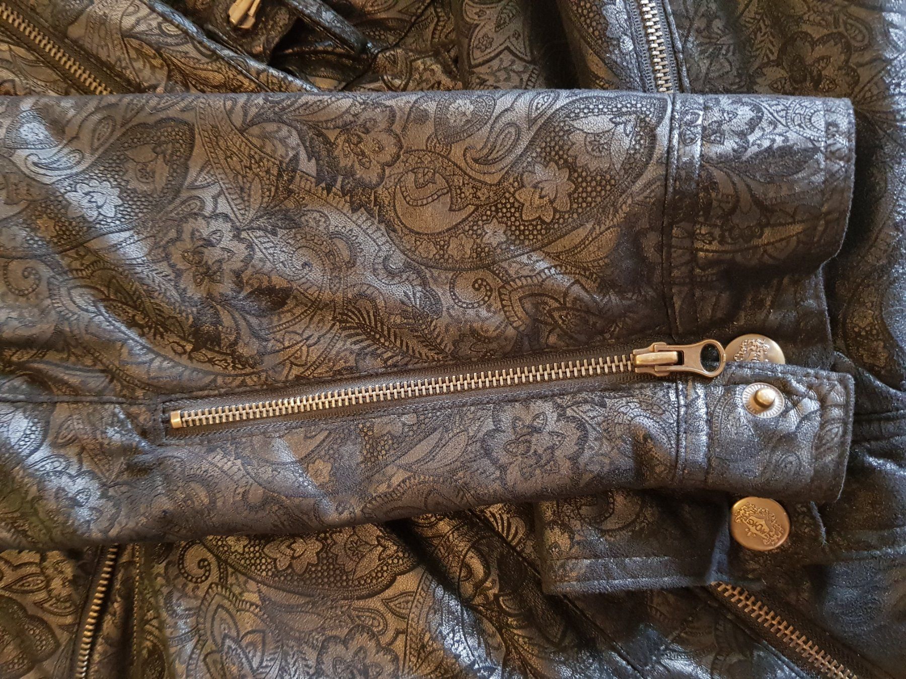 Giacche: Jacke Akademiks New York – Usato da Ostermundigen venduto da oj1982 2