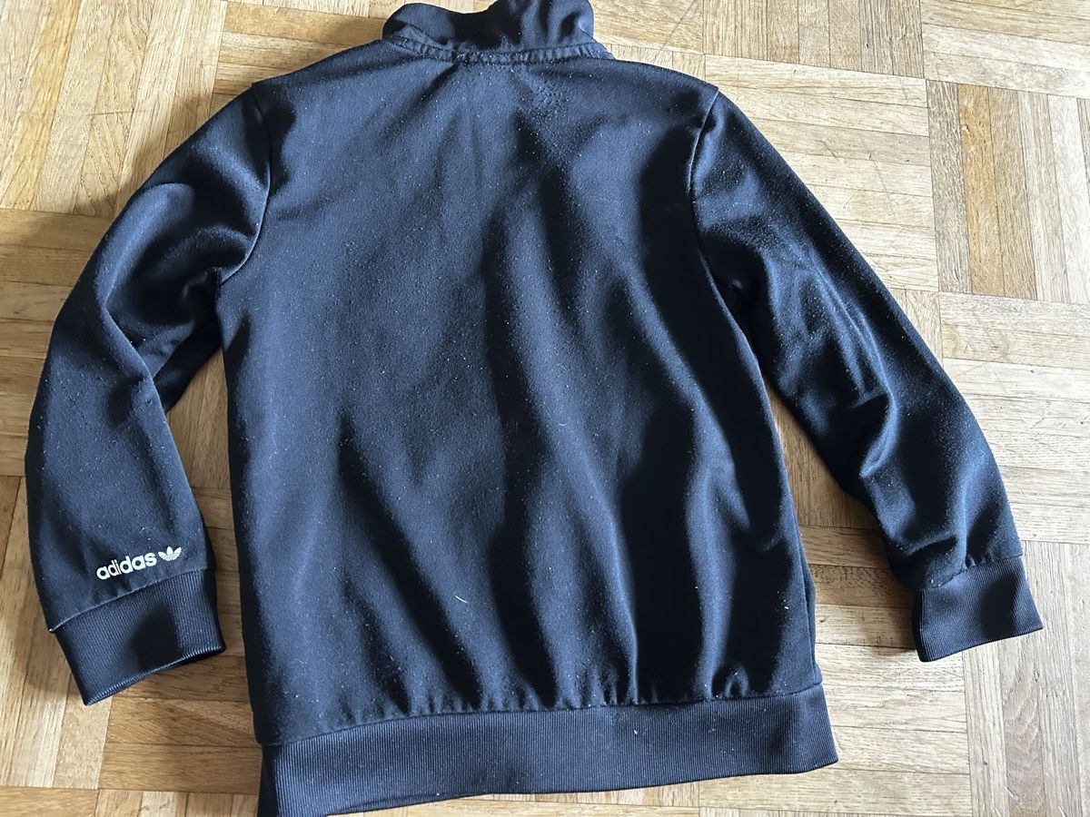 Adidas Giacche & Cappotti: Veste de training Adidas / taille 122 – Usato da Meyrin venduto da Bronx86 1