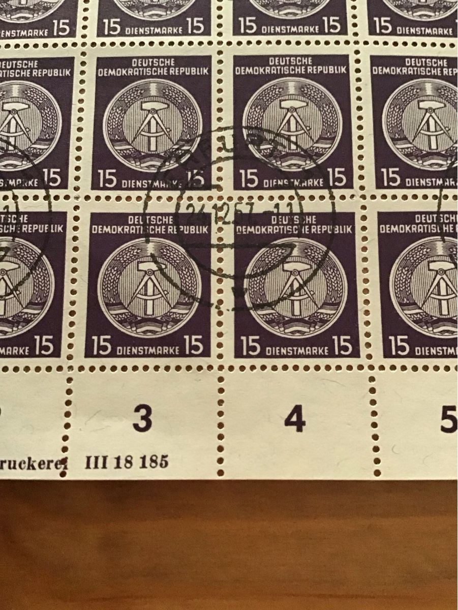 Tous les timbres: Briefmarkenbogen DDR – Neuf (Voir description) à Bettwiesen par Jumpingfox 2