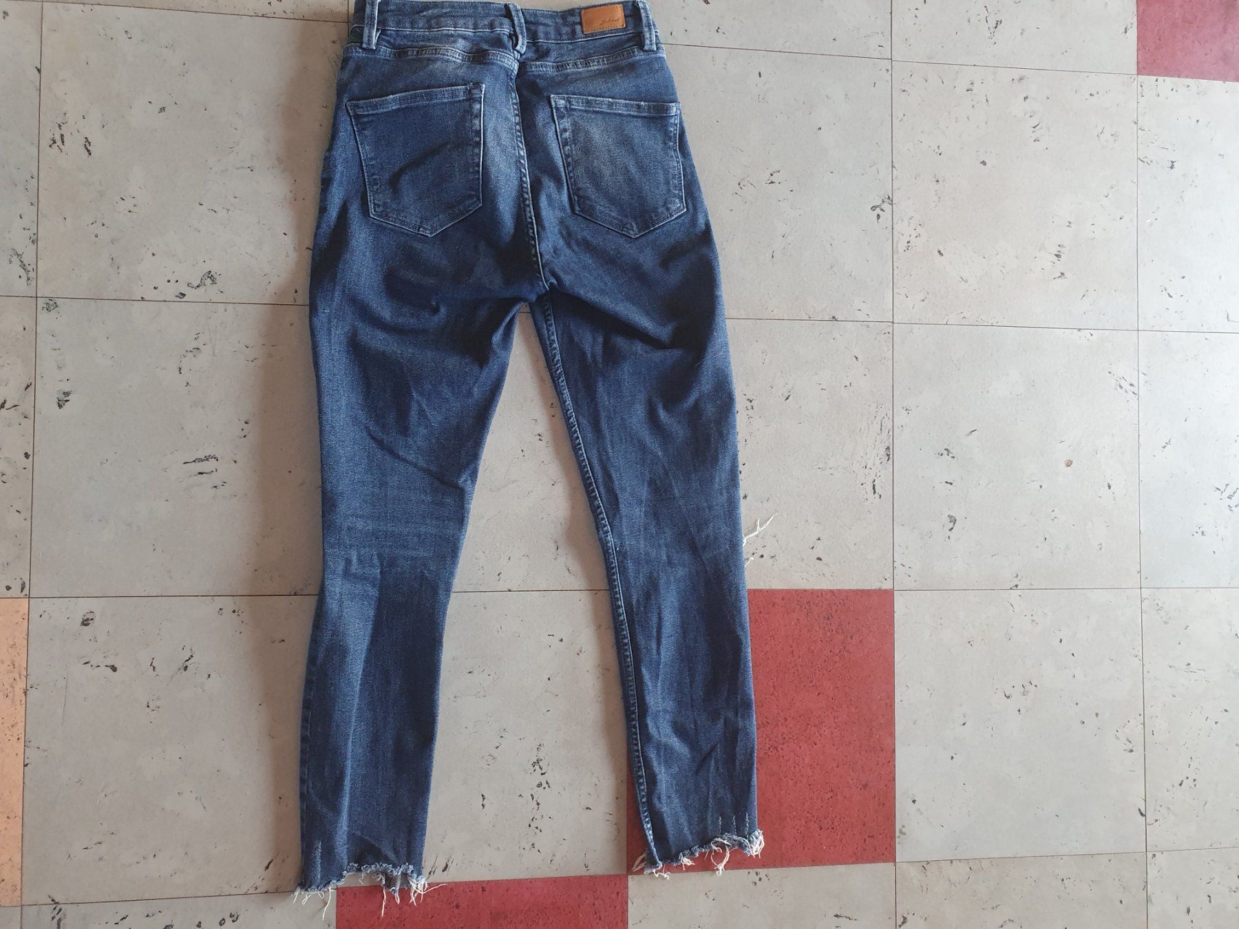 Jeans: Jeans – Gebraucht aus Moosseedorf von Sonnenschein.. 5