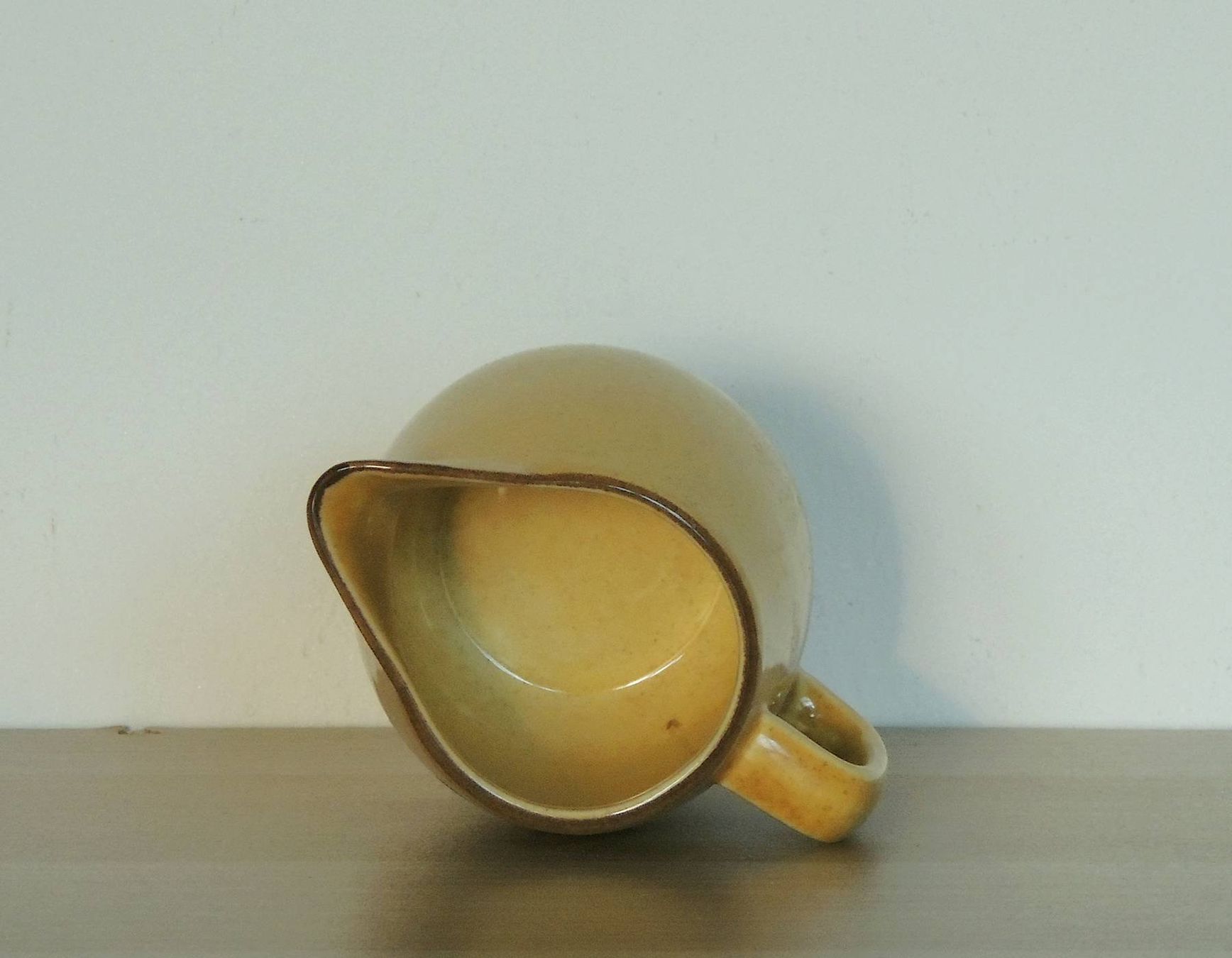 Rössler Caraffe: Pot crémier jaune moutarde, 0.2 litre, Rössler, 1950-60s – Usato da La Chaux-de-Fonds venduto da Helene2300 4