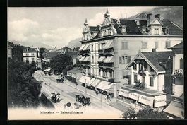 Interlaken, Bahnhofstrasse mit Café von
