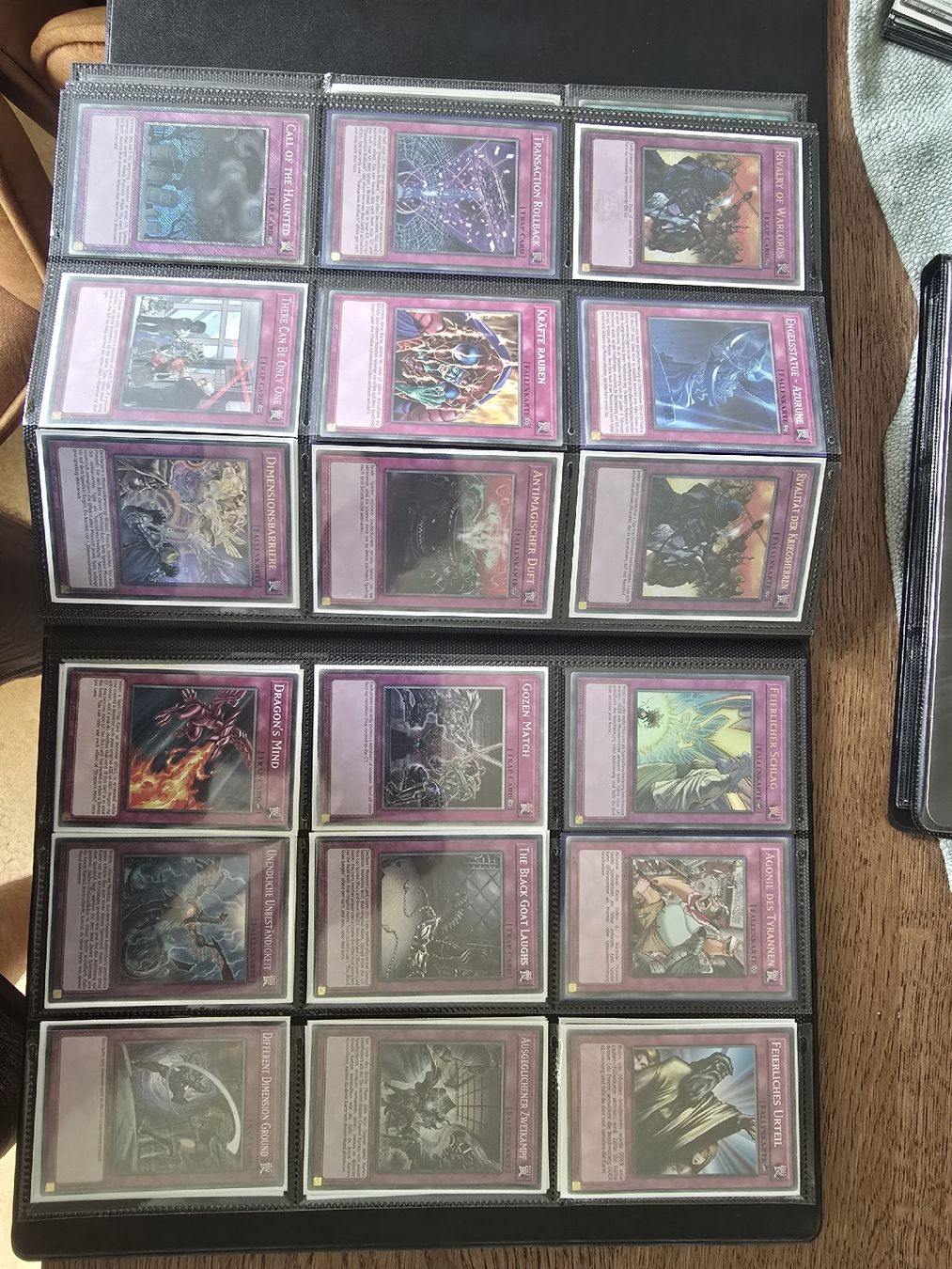 Yugioh Carte collezionabili: Yugioh zwei fast volle Binder mit Stapels – Usato da Steffisburg venduto da Stonee97 1