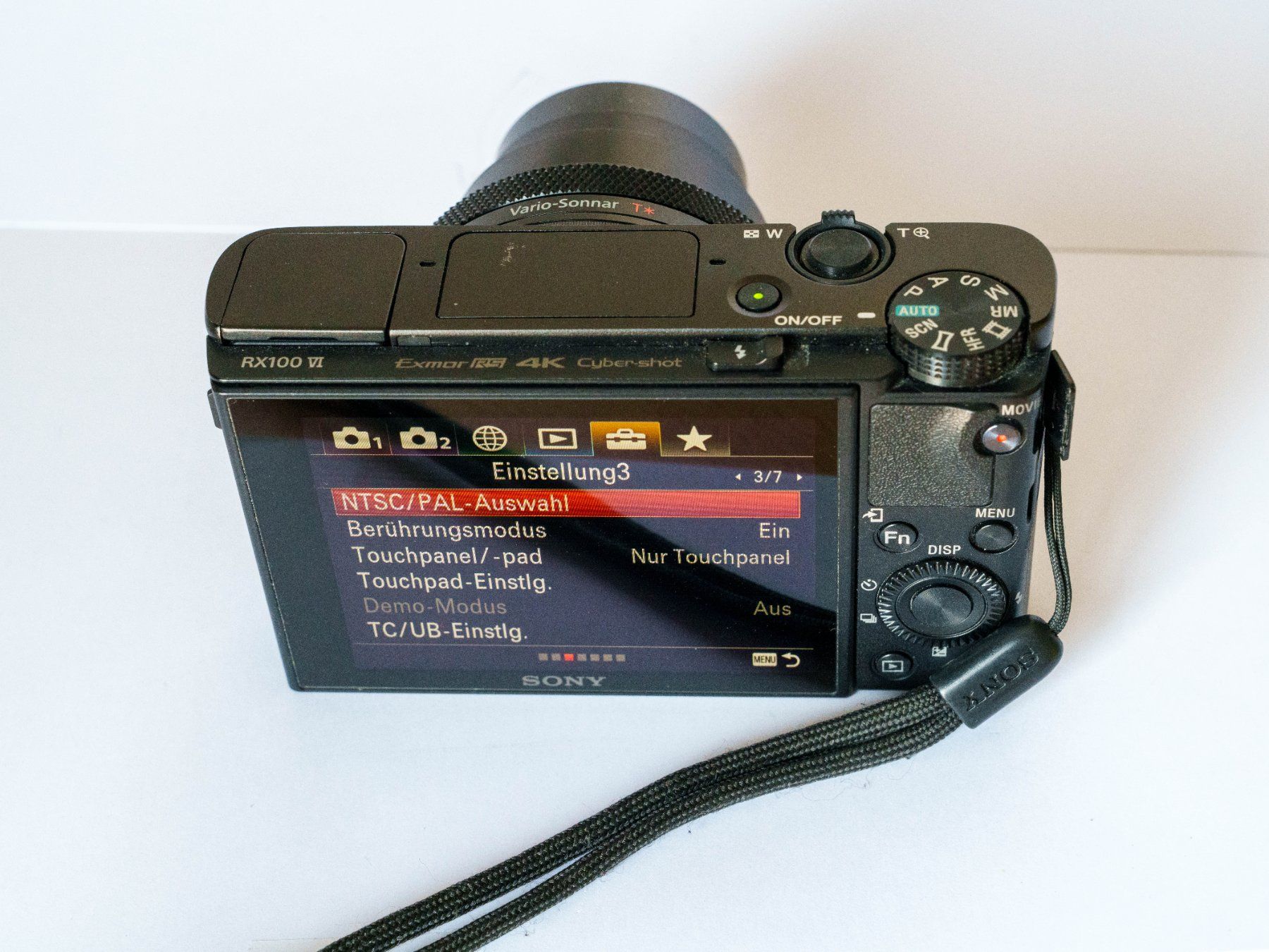 Sony Fotocamera: SONY RX100 VI (defekter Sucher) – Usato da Schaffhausen venduto da piqu 3