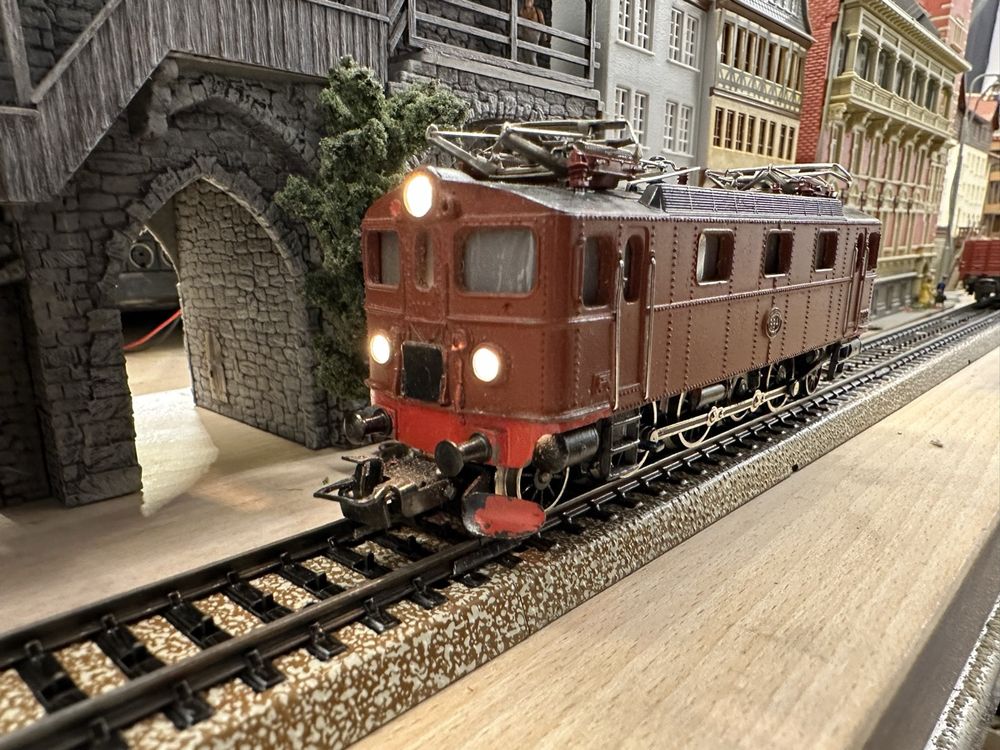 MÄRKLIN 3019 .2, motrice 1C1 ASEA série Da SJ