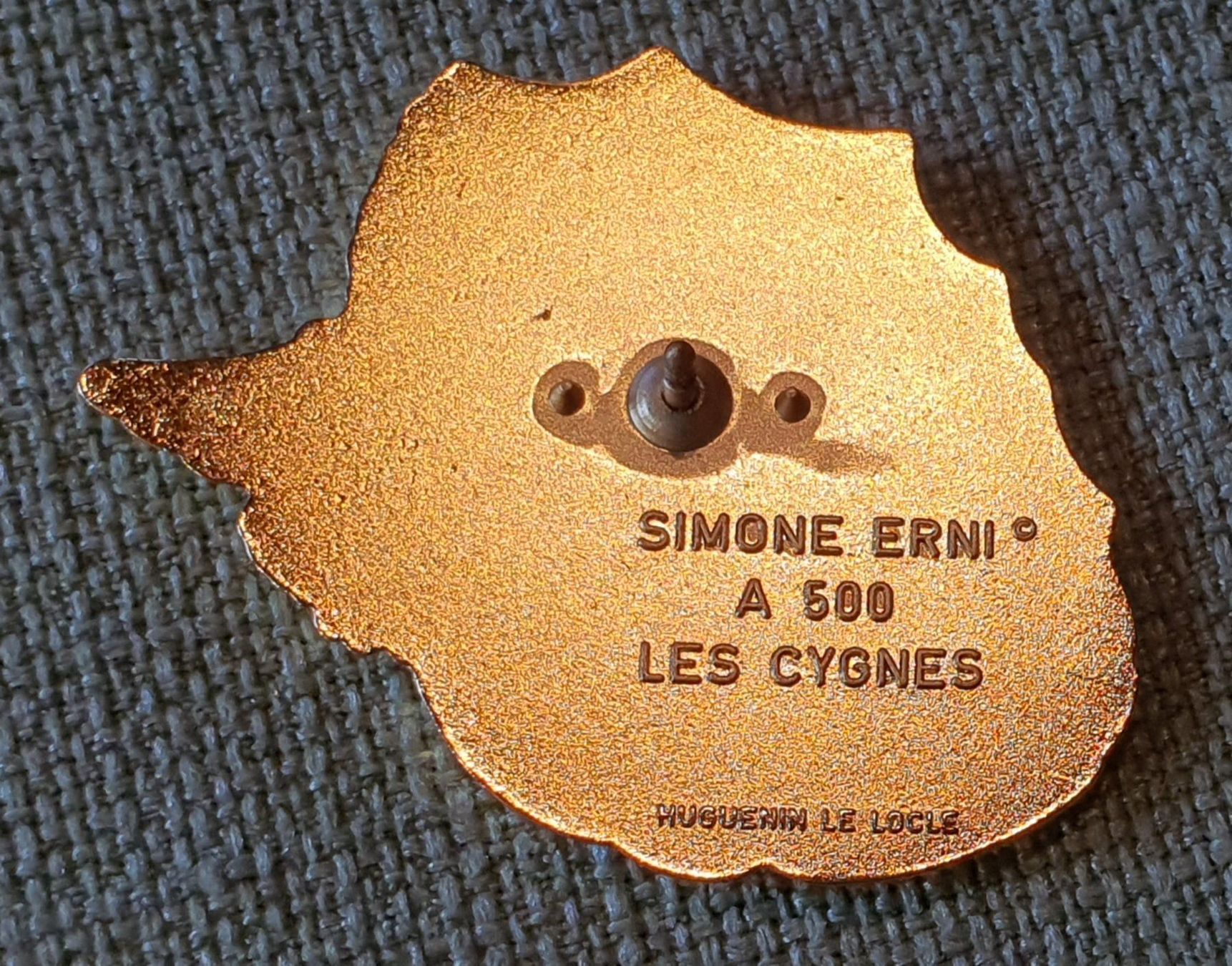 Placchette & Badge: I702  Kunst Pin Simone Erni - Les Cygnes – Usato da Reinach BL venduto da Boston-Verkauf 1