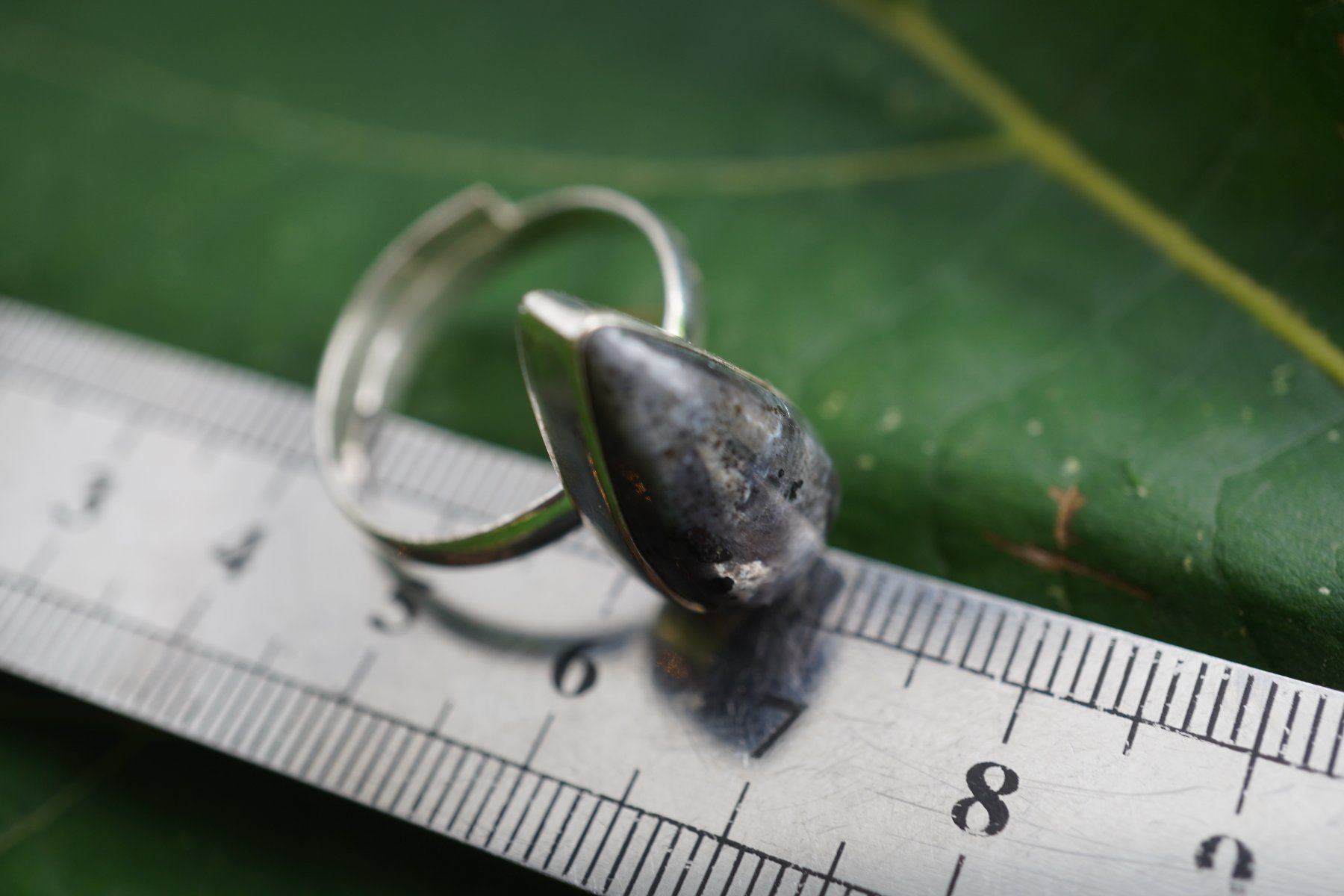 Mineralien & Heilsteine: Lavrakit     ring Grösse  Variabel     (Räumung!) – Neu und originalverpackt aus Eschenbach SG von topstone 1
