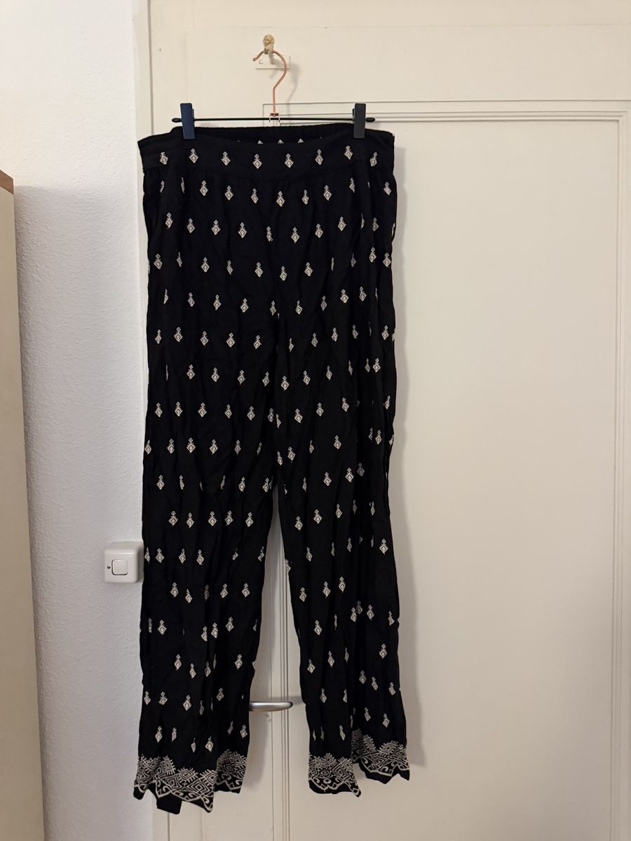 Only Pantaloni: Pantalon – Nuovo e nell'imballaggio originale da Fribourg venduto da SimoneA13