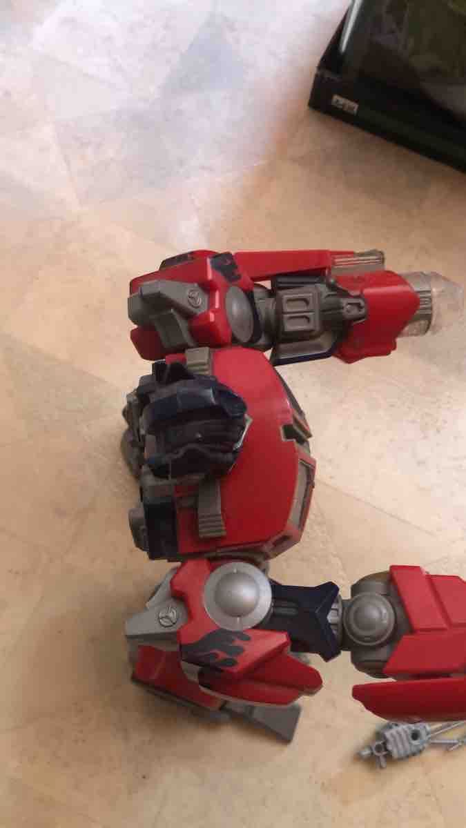 Hasbro Giocattoli: Transformers Optimus Prime Toy Figure Plastic – Usato da Baltschieder venduto da Miumiu21 2