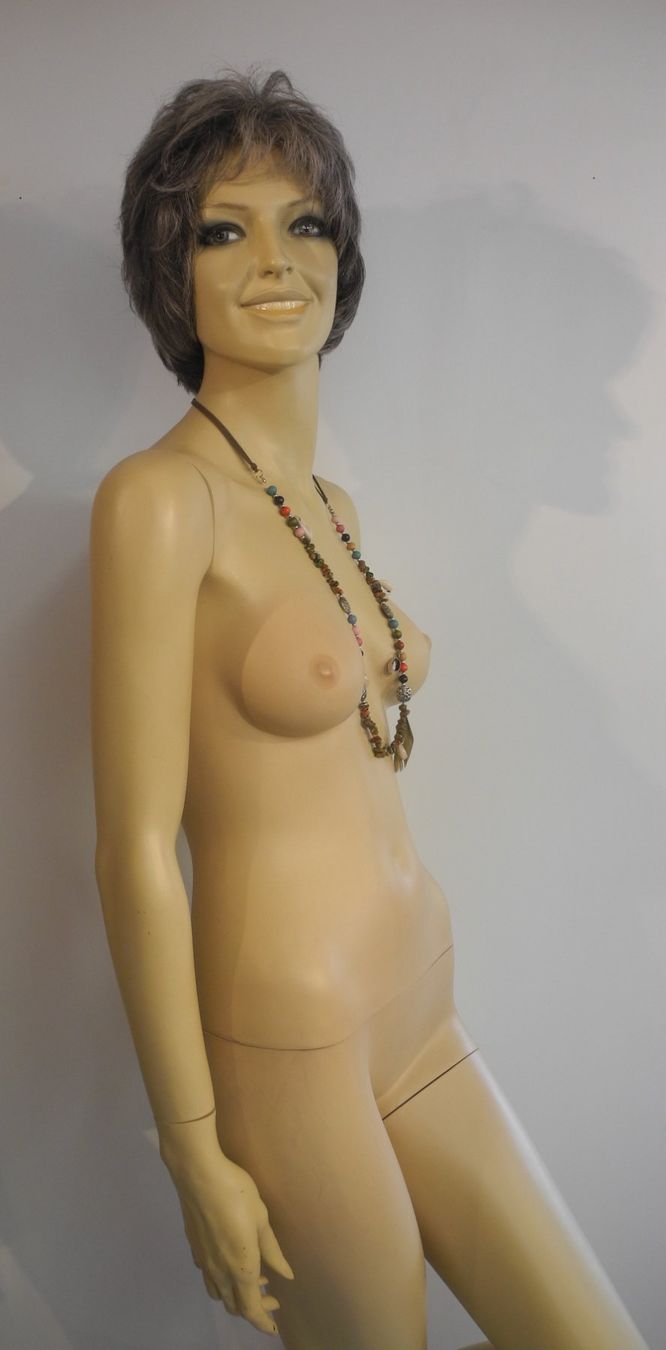 Sonstige Dekorationen & Accessoires: Schaufensterpuppe / Mannequin antik "Karina" – Gebraucht aus Kottwil von Crazyrolf 2