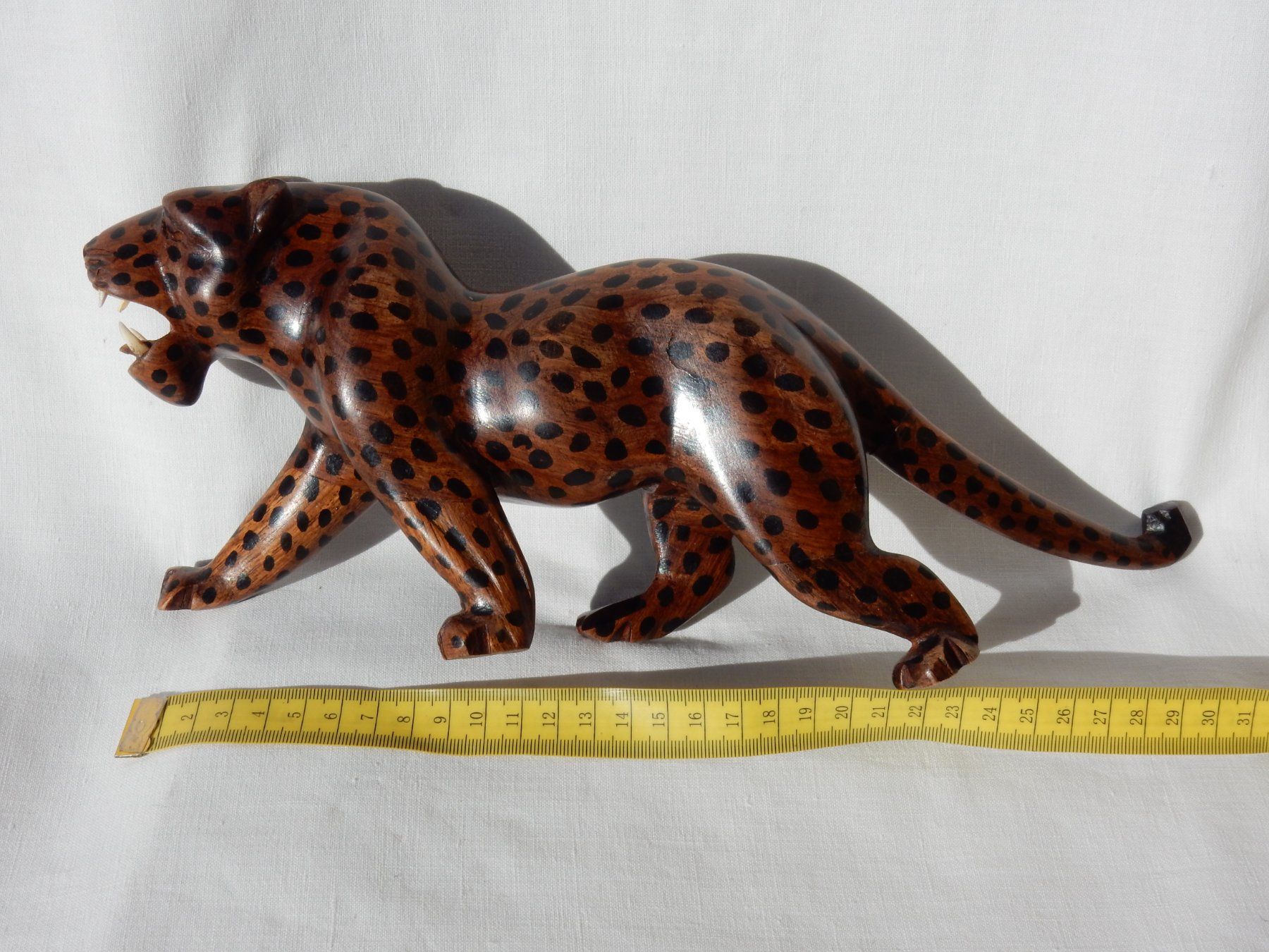 Statuette: **WUNDERSCHÖNE HOLZFIGUR LEOPARD, Deko-Objekt, Rarität!** – Usato da zürich venduto da Heidiho1 6