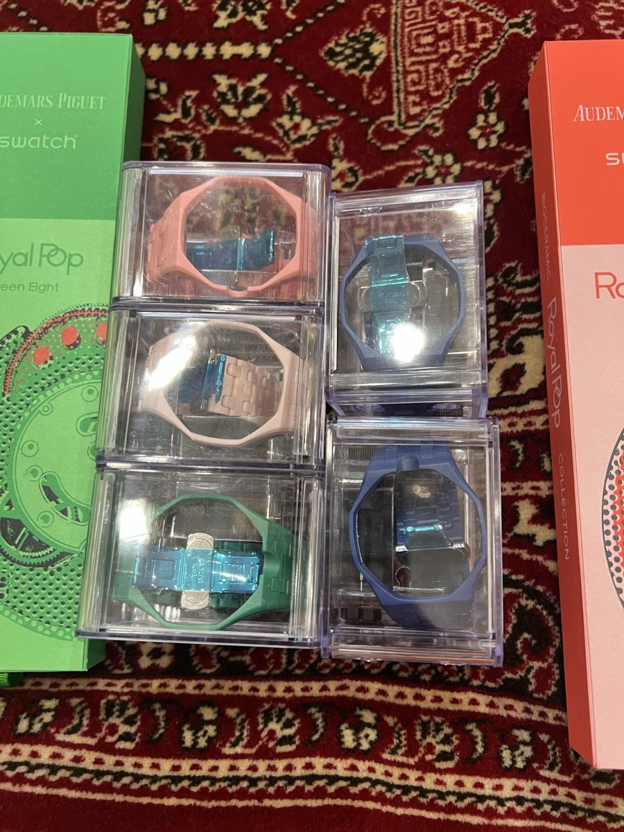 Swatch Uhren: Swatch X AP Royal POP – Neu und originalverpackt aus Ligornetto von Ksela 4