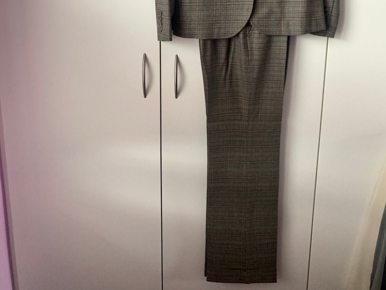 Pantaloni: Pantalon de tailleur JJB Benson taille 34 – Usato da Colombier NE venduto da Nikkon