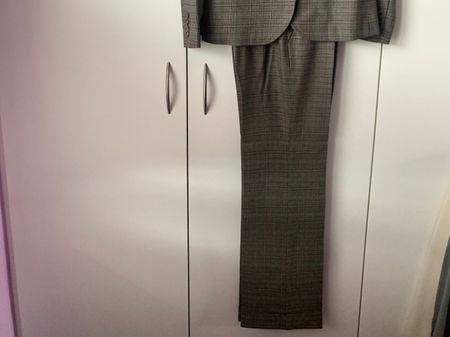 Pantalon de tailleur JJB Benson taille 34