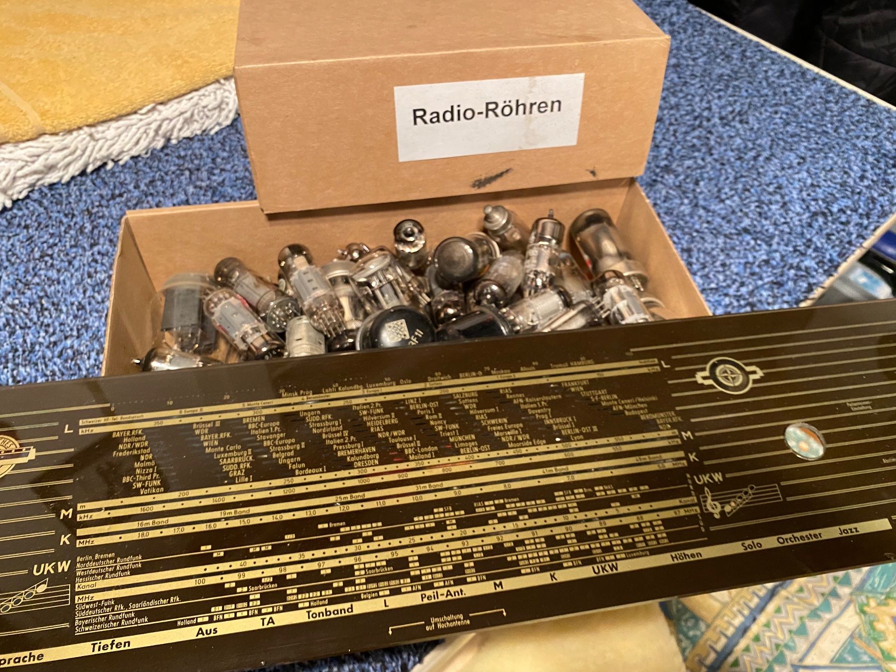 Nordmende Radio: antiker Röhrenradio Nordmende – Usato da Volketswil venduto da Julbrem 3