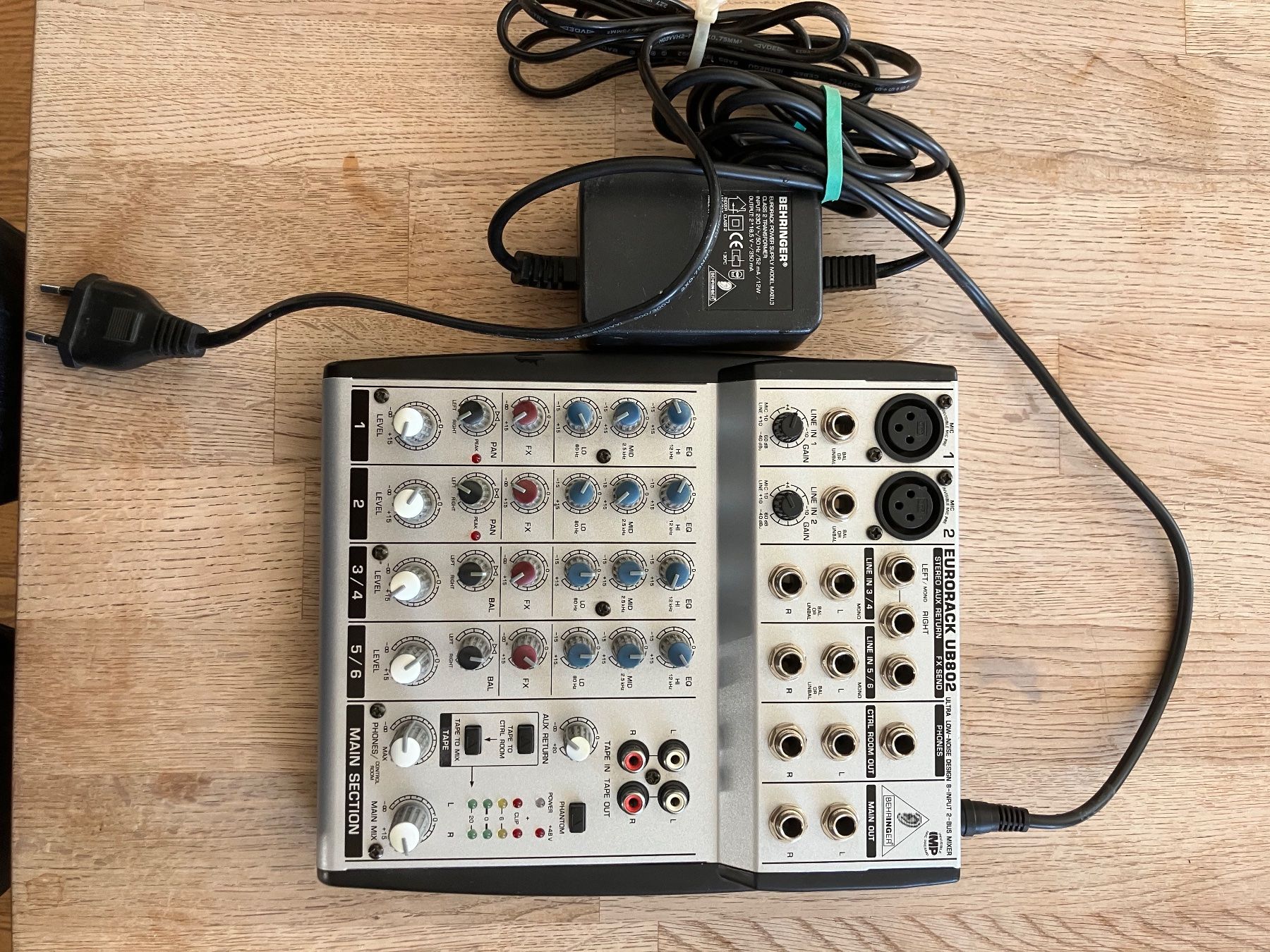 Behringer Console di mixaggio: Mischpult BEHRINGER EURORACK UB802 – Usato da Luterbach venduto da fink4500 6