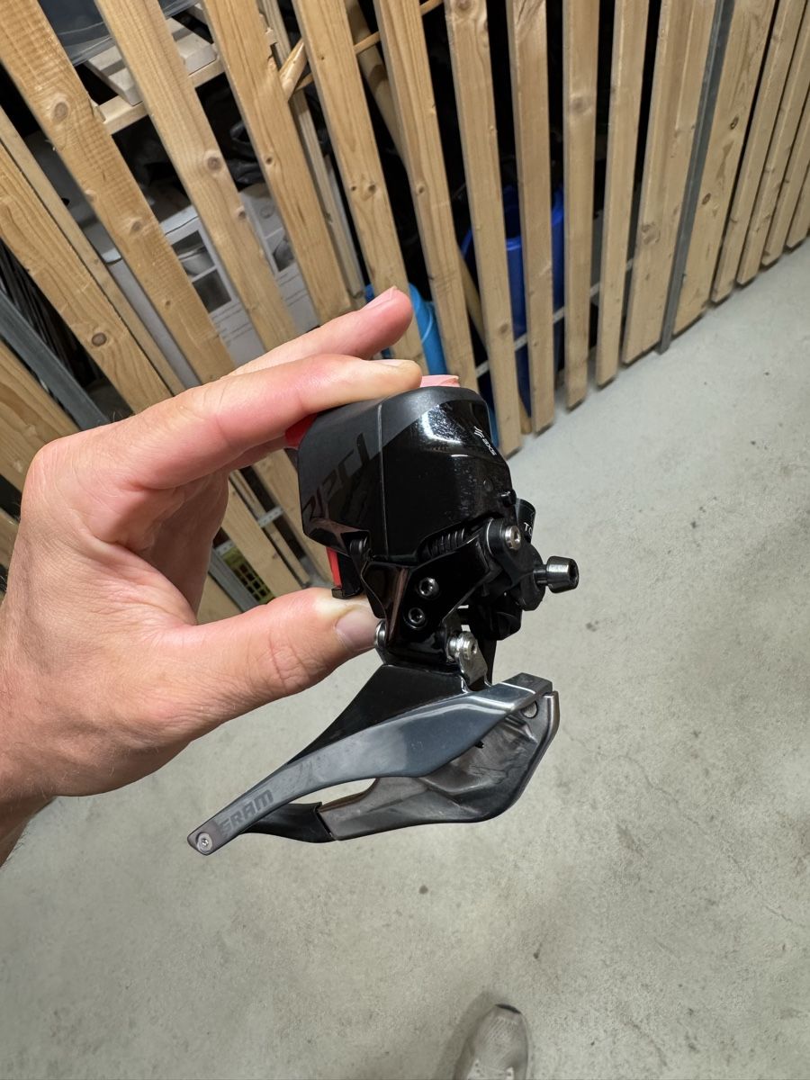 Sram Ersatzteile: SRAM RED D1 FD – Gebraucht aus Hombrechtikon von Sven_Gerber 1