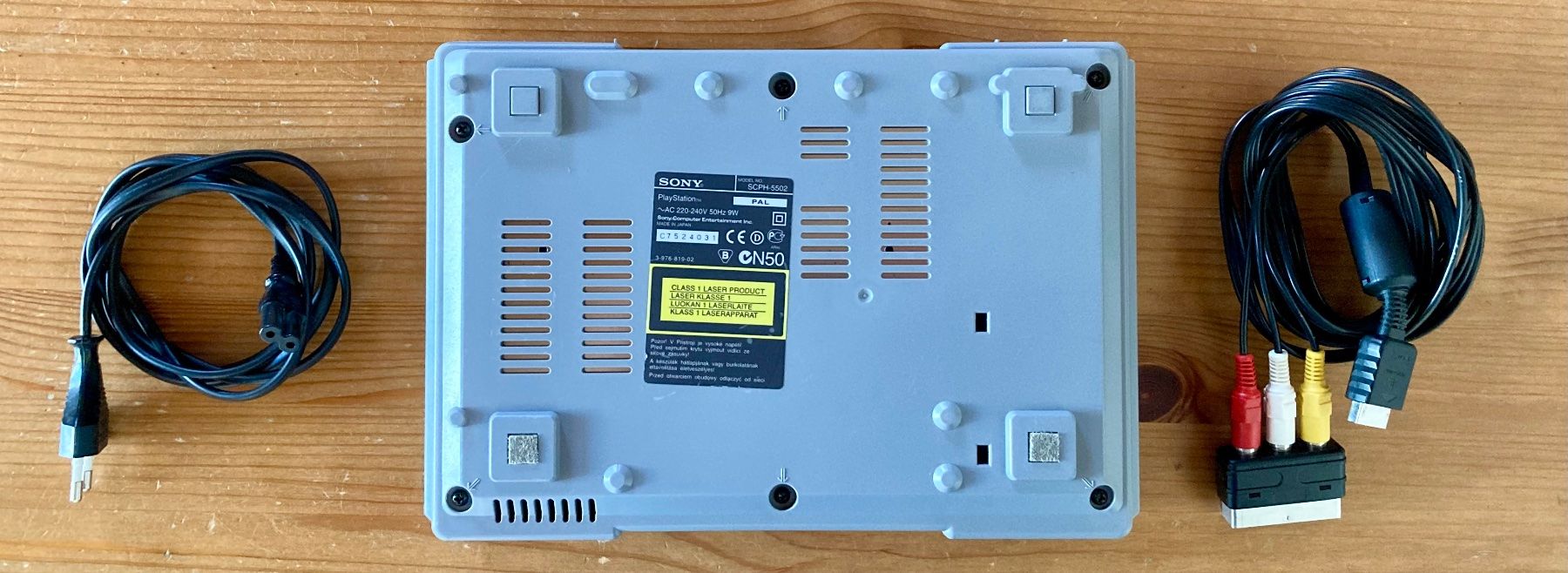 Sony Consoles: PS1 SCPH-5502 Konsole – D'occasion à Zürich par Djmotionch 5