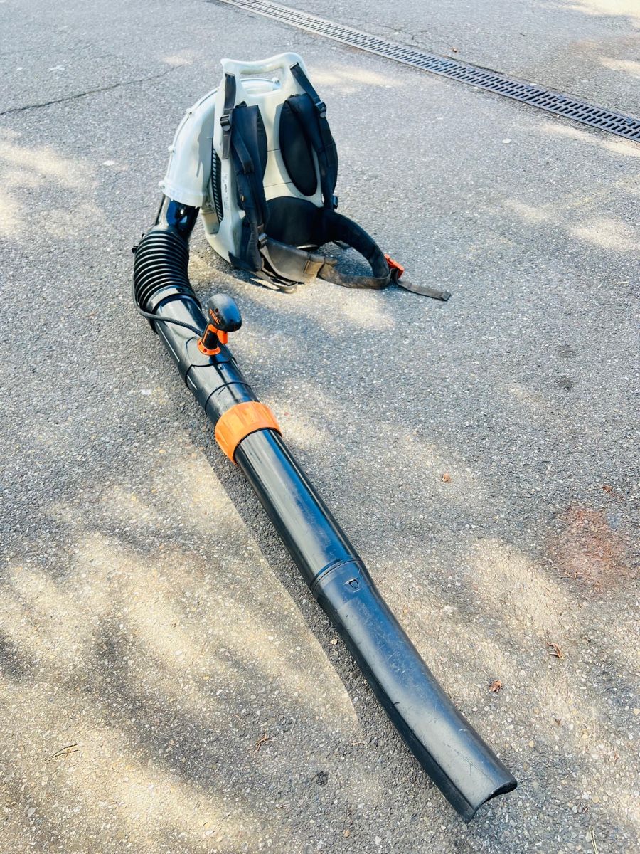 Stihl Laubbläser & Laubsauger: Laubbläser Stihl Br 700 – Gebraucht aus Urdorf von mas_5wfz 2