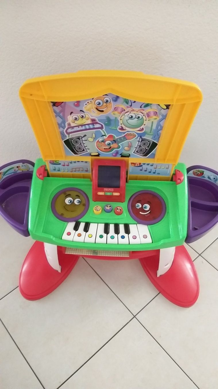 Fisher-Price Giocattoli: Fisher-Price-Fun-Learn-Preschool-Center – Usato da Wangen ZH venduto da oky-doky 1