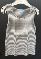 2 Träger-Shirts Grösse 122/128