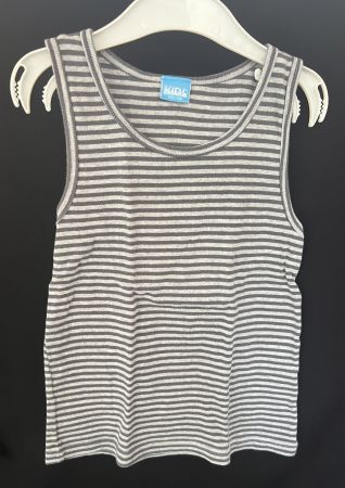 2 Träger-Shirts Grösse 122/128
