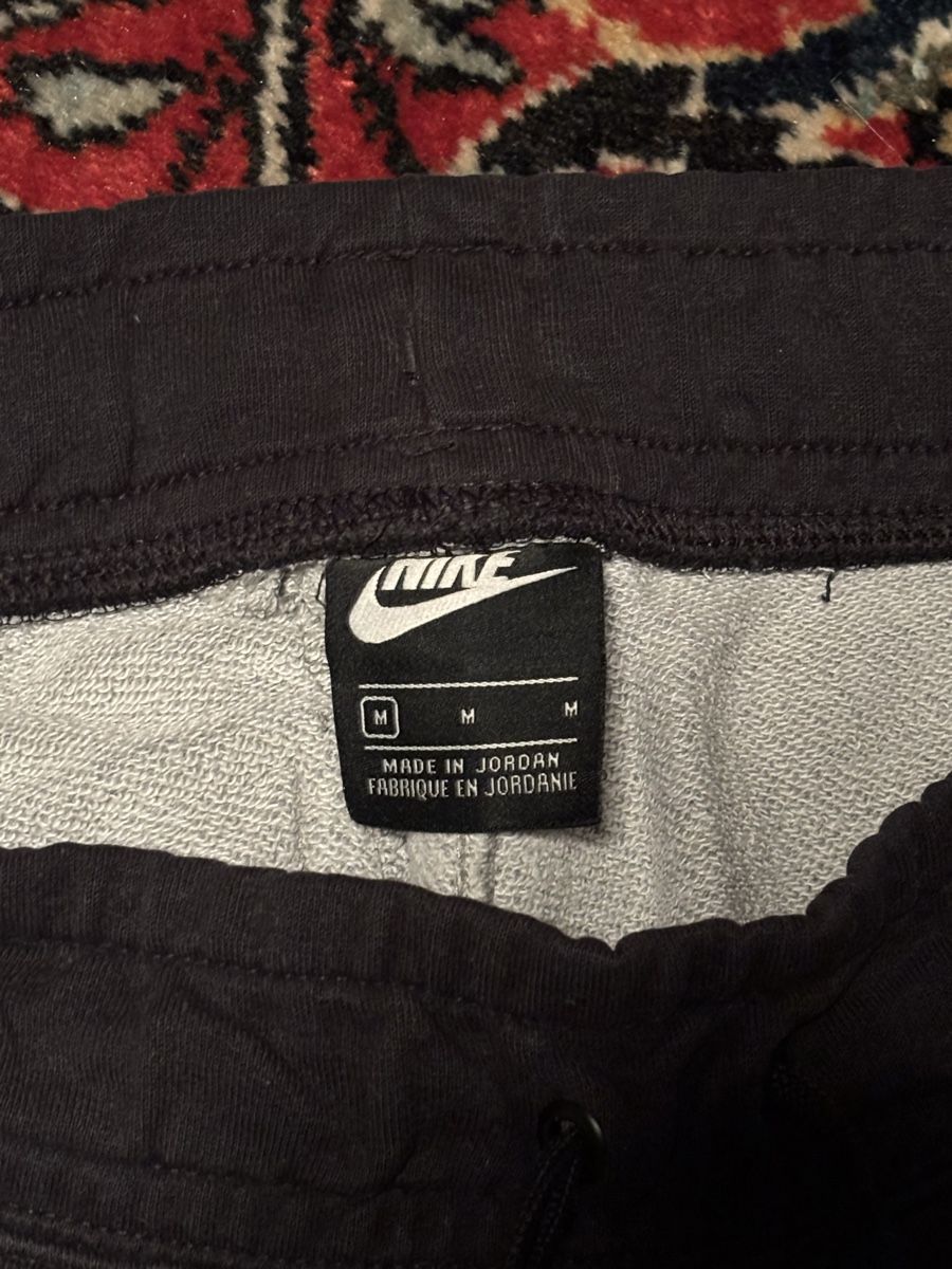 Nike Pantaloni: Nike Jogginghose/Shorts, Grösse M – Usato da Basel venduto da Michele4123 2