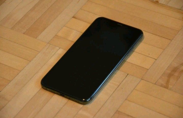Apple Telefoni cellulari / Smartphones: iPhone 11 Pro Max 256GB Top Zustand – Usato da Luzern venduto da MobiStore11 2