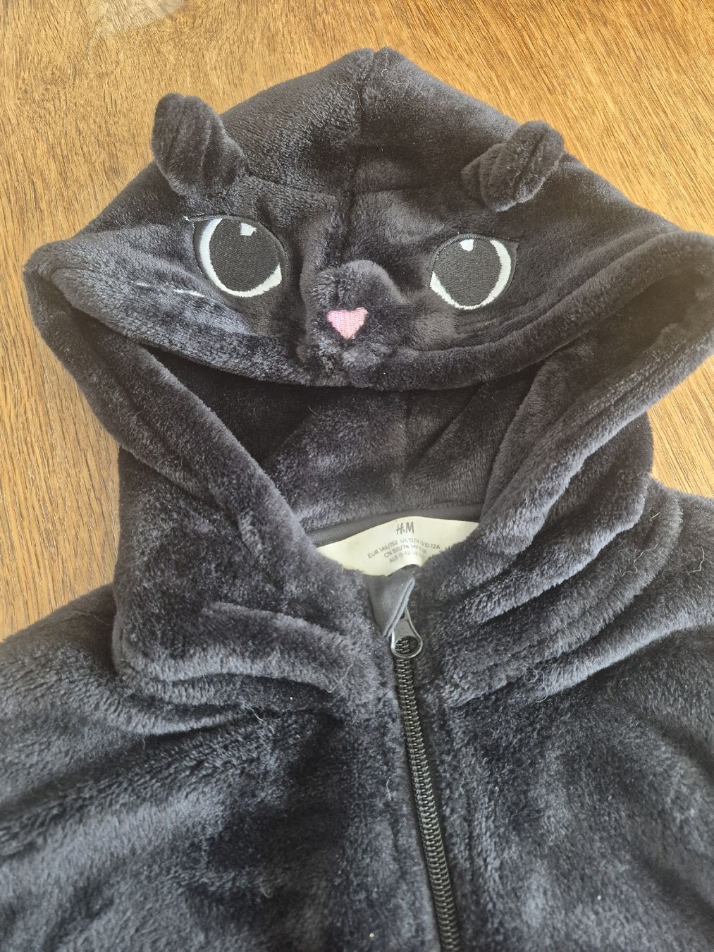 Costumes: Déguisement pyjama chat noir tout doux. Anticipez Halloween! – D'occasion à Ins par nanou84 2