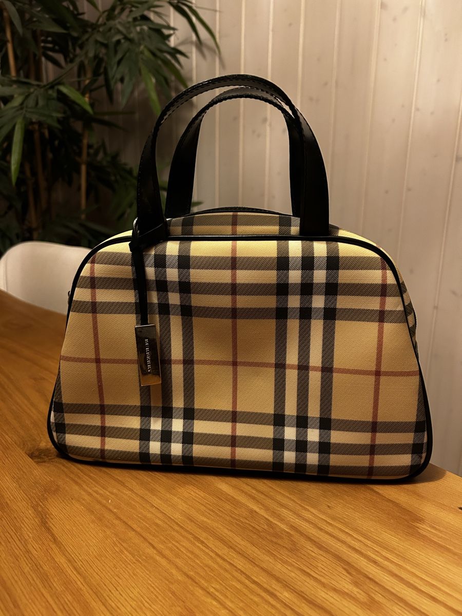 Burberry Borse da donna: Authentique Sac Burberry Vintage – Usato da Pieterlen venduto da Debs92