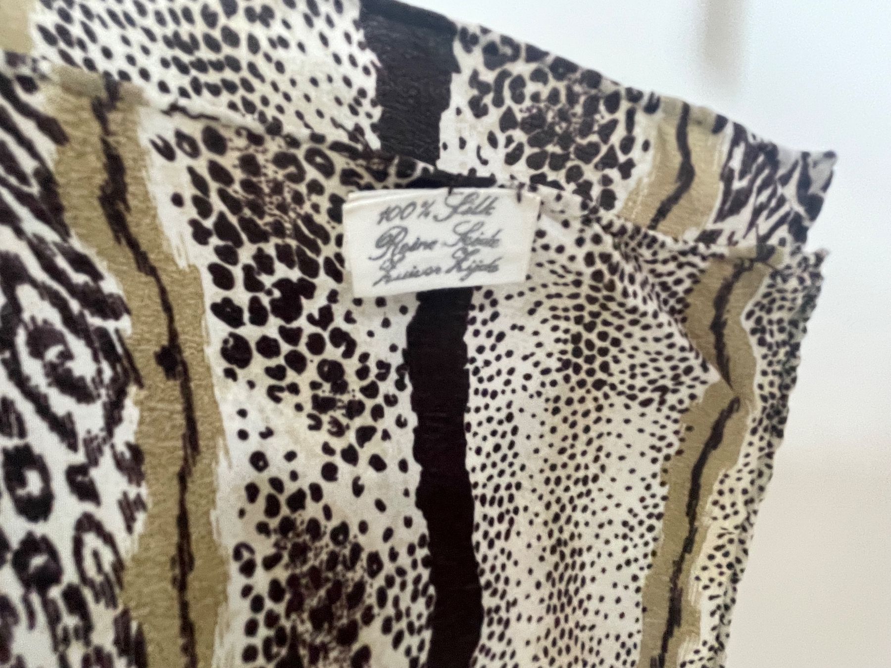 Foulards, Tücher & Schals: Seidenschal gemustert – Gebraucht aus Buchs SG von VintageHomeCH 2