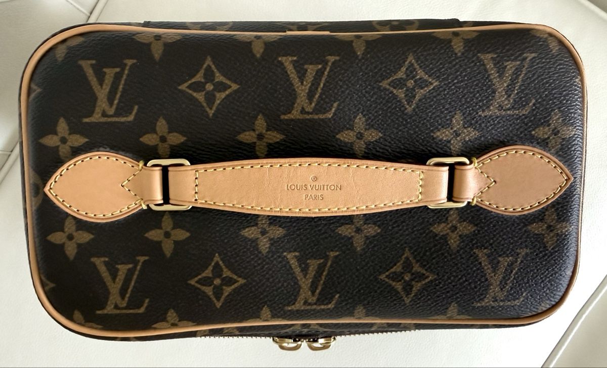 Louis Vuitton Taschen: Louis Vuitton Nice BB in Monogram Canvas – Neu (gemäss Beschreibung) aus Zürich von Luxurystyleschweiz 2