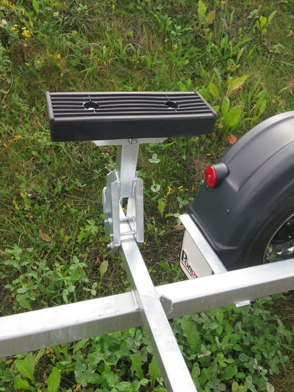 Barche: Bootauflage 300mm Gummiauflage Boote Bootsteile Bootsauflage – Nuovo (secondo la descrizione) da Elsau venduto da mietlift 1