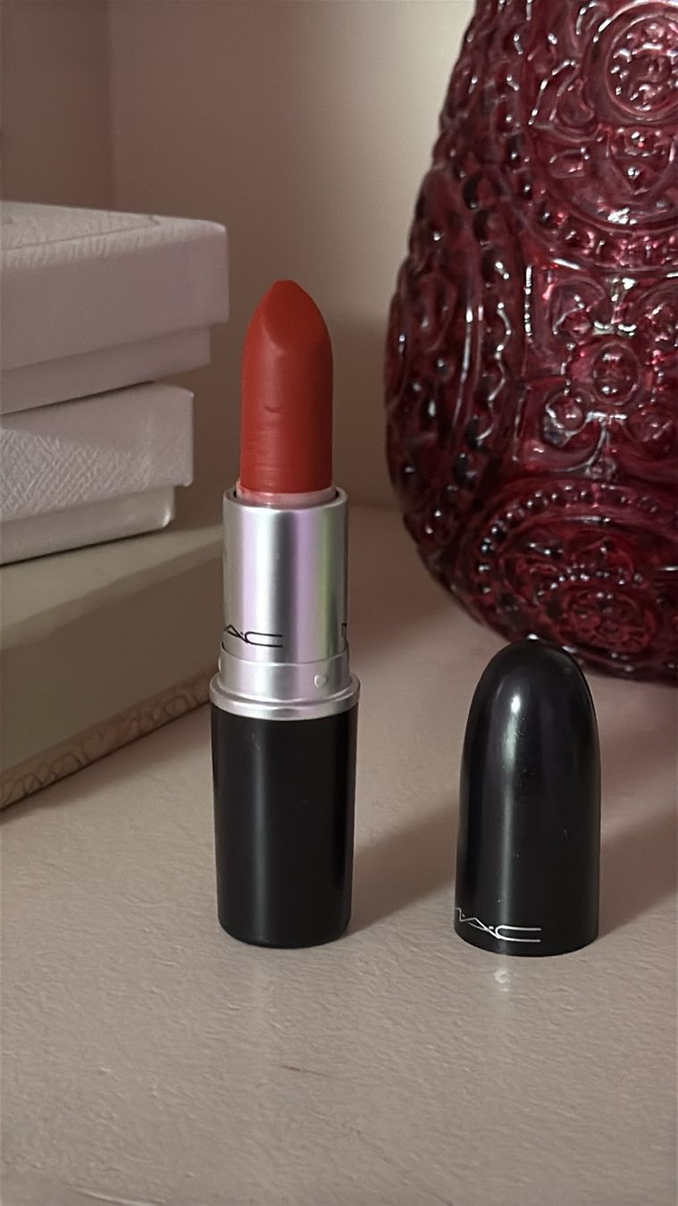 Mac Cosmetics Maquillage: MAC Lippenstift verschiedene Farben  – D'occasion à Netstal par Queen37 2