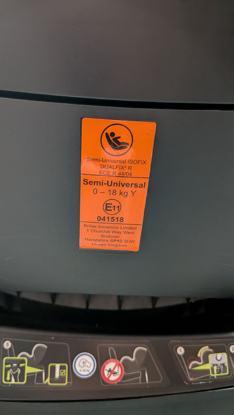 Britax Römer Seggiolini per auto: Britax Römer Dualfix 2 R – Usato da Oberkirch LU venduto da Rootom 4
