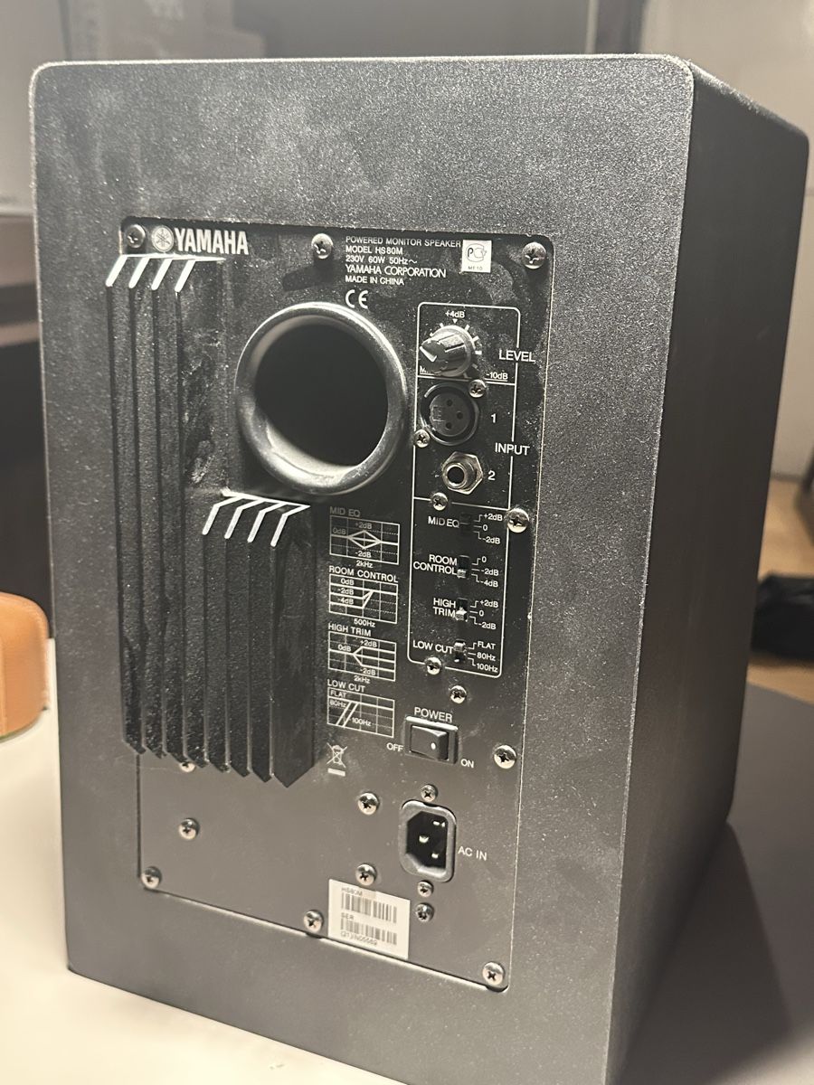 Yamaha Casse acustiche: Yamaha HS80 M Studiomonitore *2 Stuck – Usato da Basel venduto da mic_du 2