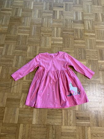 Kleid 98