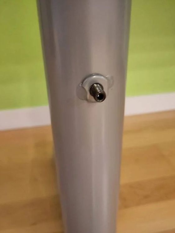 Ikea Scrivanie: Tisch 150cm x 80cm höhenverstellbar – Usato da baden venduto da abheben10 3