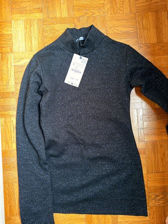 Bellissima maglia Zara con schiena scoperta