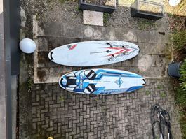 Komplettes Windsurf Set -2 Boards, Segel, Masten, Trapezgurt