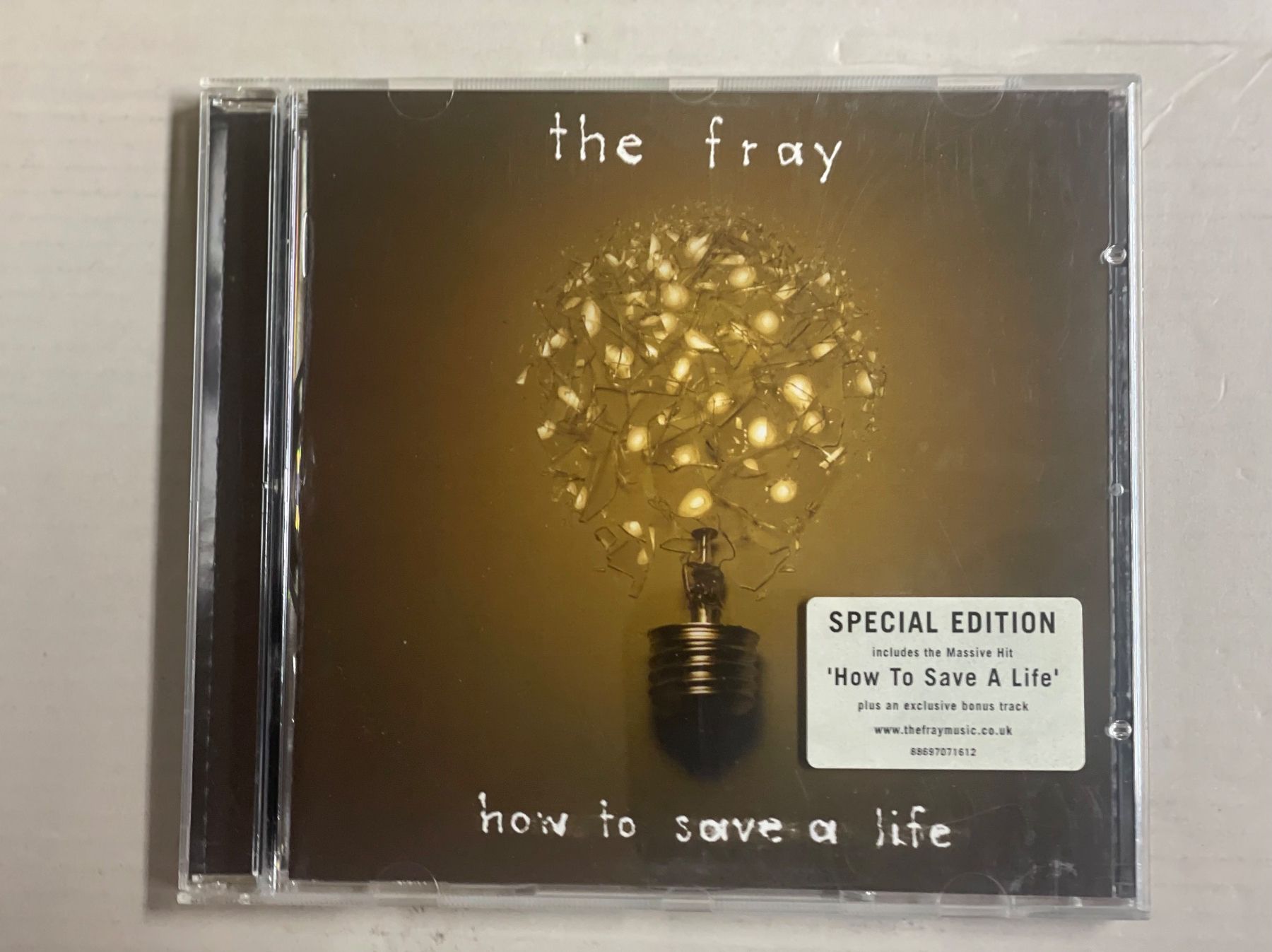CD: The Fray-How To Save A Life – Usato da Muri b. Bern venduto da AdidasCollector 3